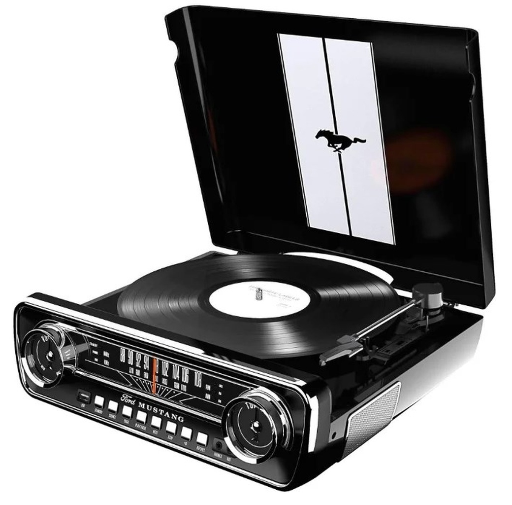Виниловый проигрыватель ION Audio Mustang LP фото