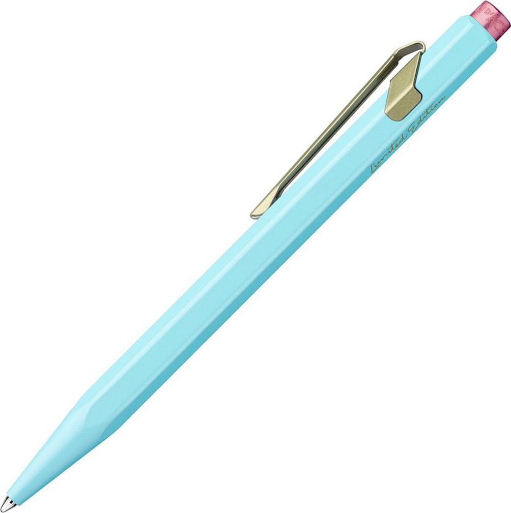 Шариковая ручка Caran d`Ache 849.539 фото